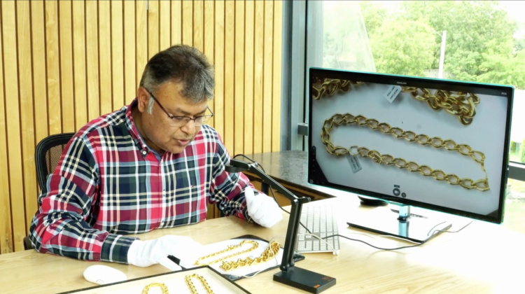 Manuj Goyal working on gold electroforming jewelry